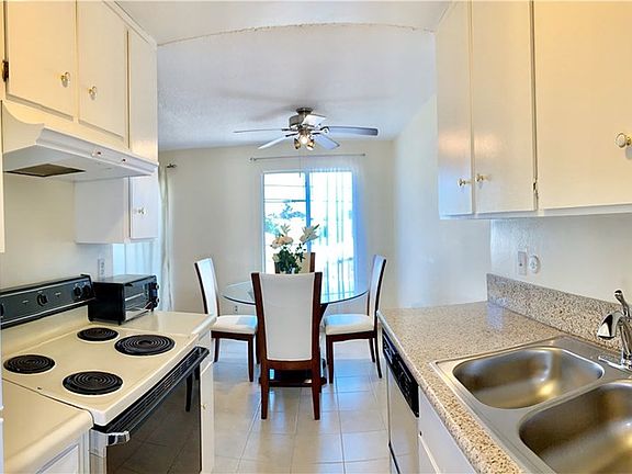 4th image of 3734 S Canfield Ave APT 223