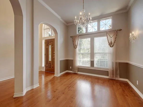 10502 Grand Oak Dr, Austin, TX 78750