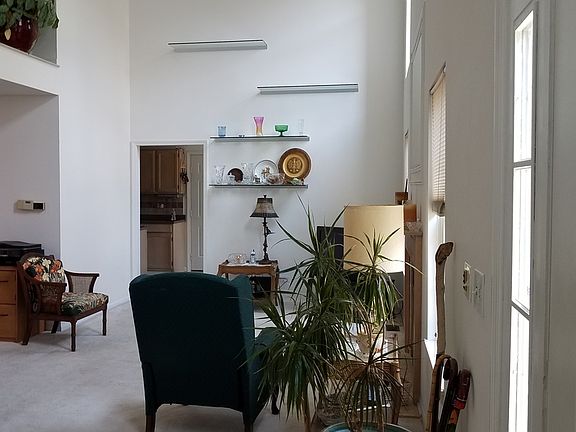 2nd image of 960 Sweetflower Dr #1