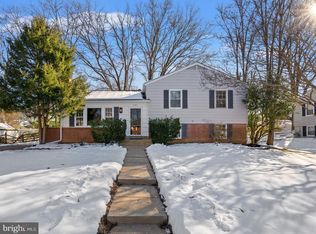 8405 Crossley Pl, Alexandria, VA 22308