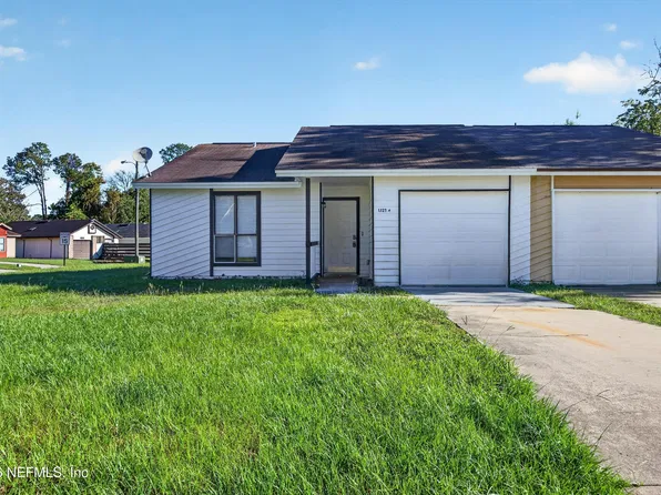 1327 BAY HILL Boulevard #A, Orange Park, FL 32065