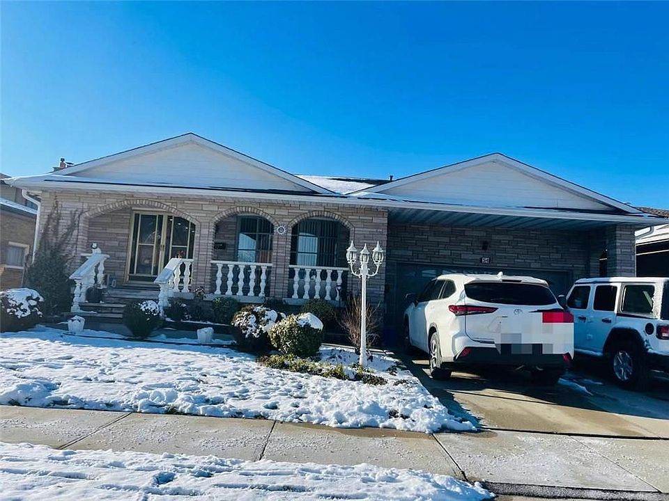 1st image of 54 Eastbury Dr