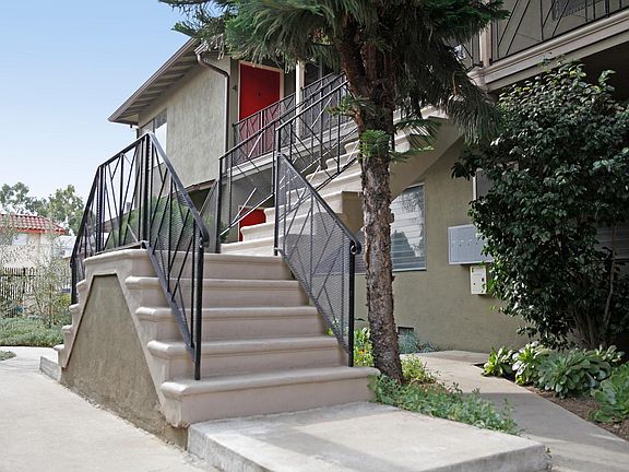 2nd image of 11555 Sylvan St APT 5