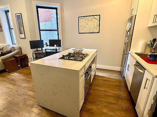 2nd image of 167 E 90th St APT 4C