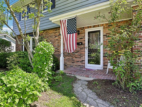 4th image of 188 Storington Rd