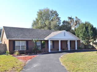 828 E 7th Ave, Mount Dora, FL 32757