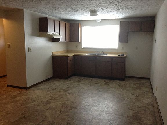 2nd image of 319 Broadview Ave