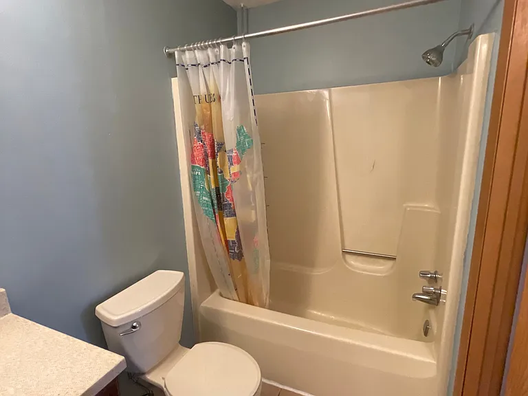 210 Woodhaven Dr — Photo 24