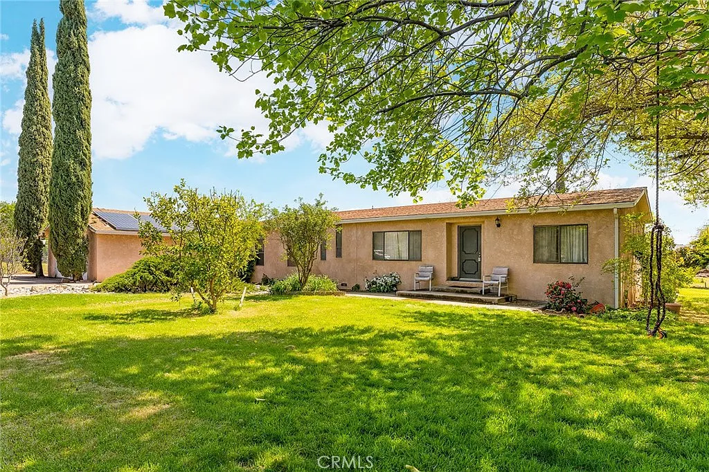 665 Yuba Ave photo 1