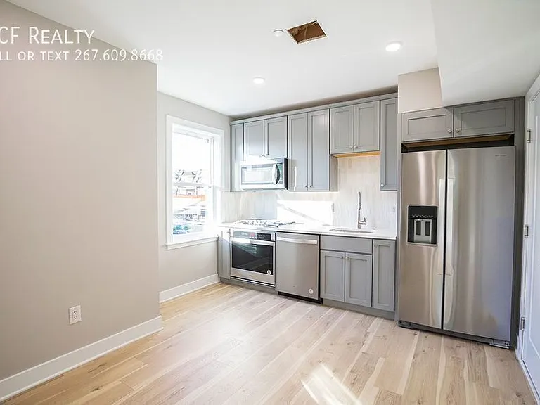 4926 Locust St #3R — Photo 1