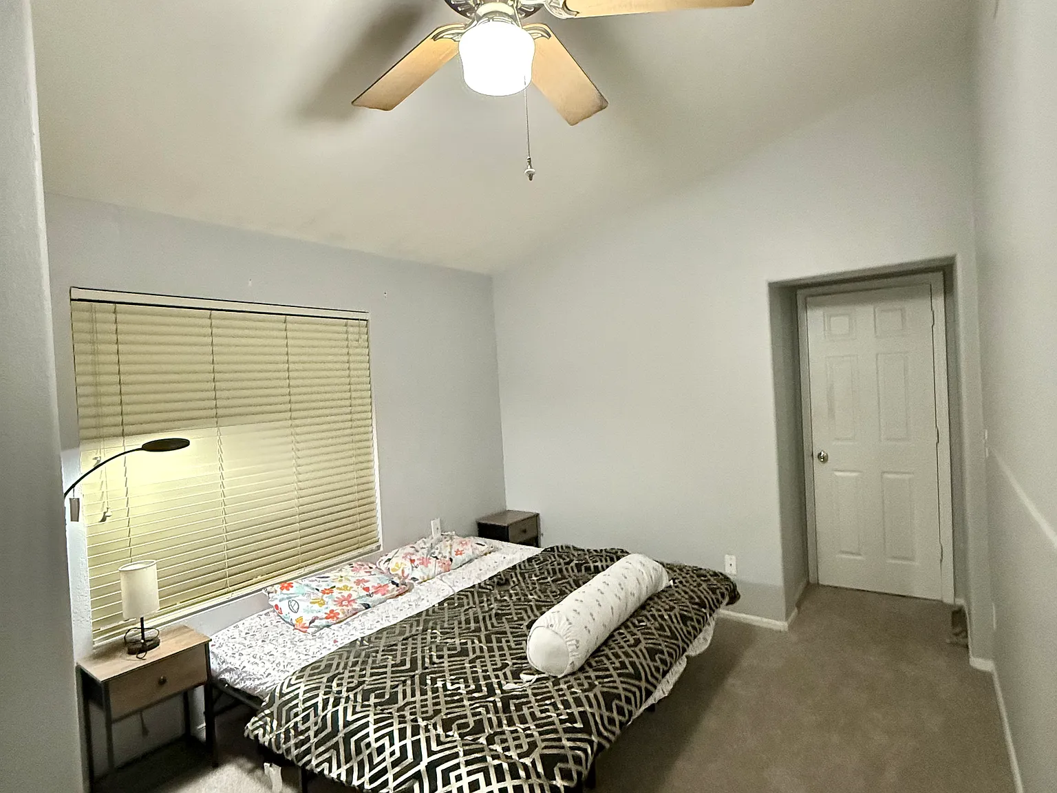 W Villa Rita Dr, Phoenix — Photo 2