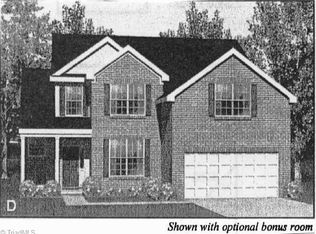4182 Turnberry Park Dr, Pfafftown, NC 27040