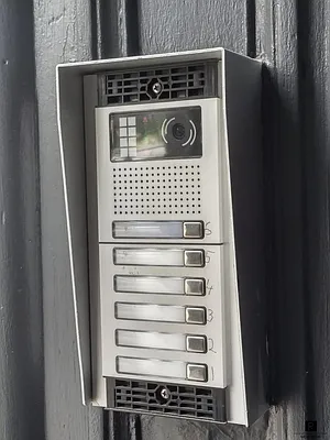 Rented by R New York | media 11