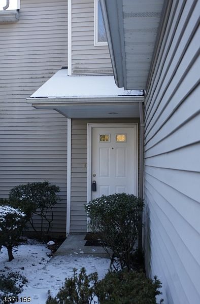 1st image of 411 Heights Dr