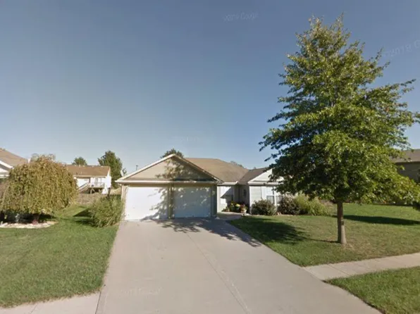 853 Harvest Dr, Grain Valley, MO 64029