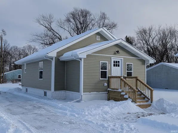 2716 Roosevelt Ave, Elkhart, IN 46517