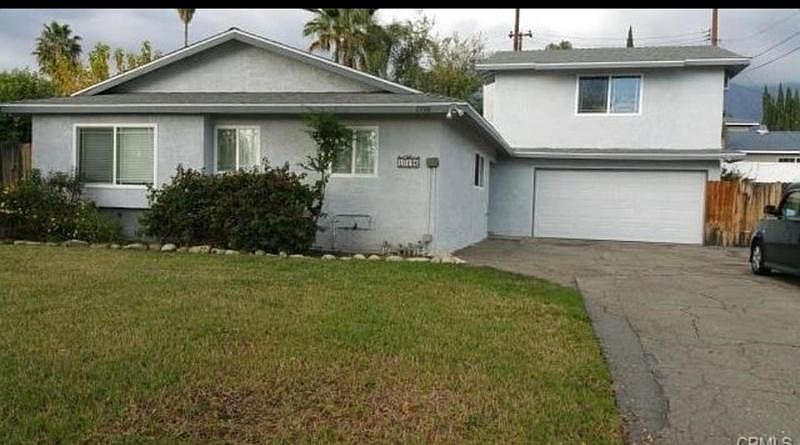 2nd image of 10196 Lemon St