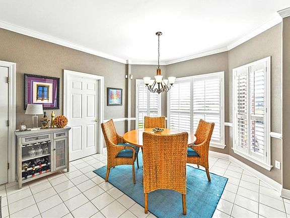 5th image of 3709 Lake Kristin Dr