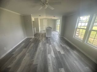 1410 Elias Ln, Greenville, NC 27834