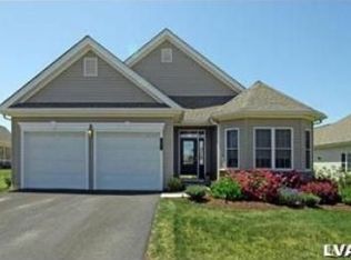10 Aberdeen Dr, Easton, PA 18045