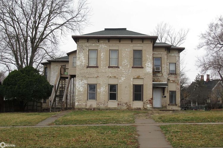 1st image of 630 Grand Ave