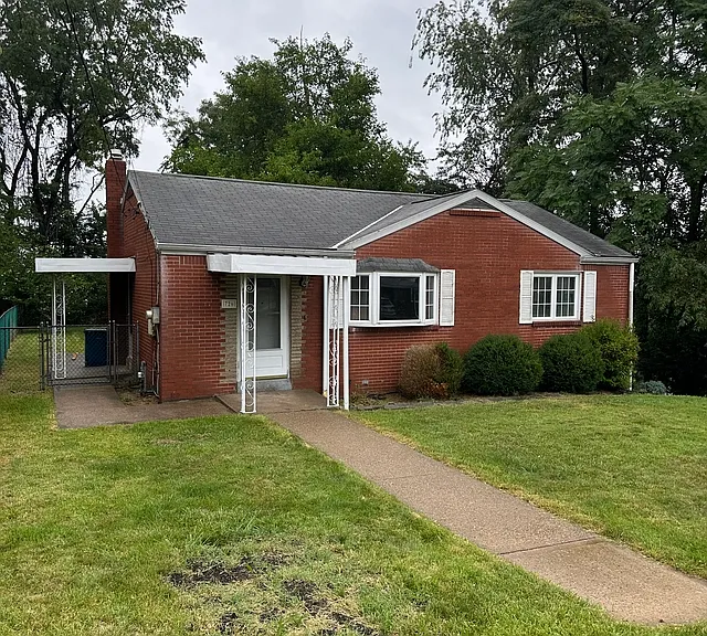 726 Rodney St — Photo 1