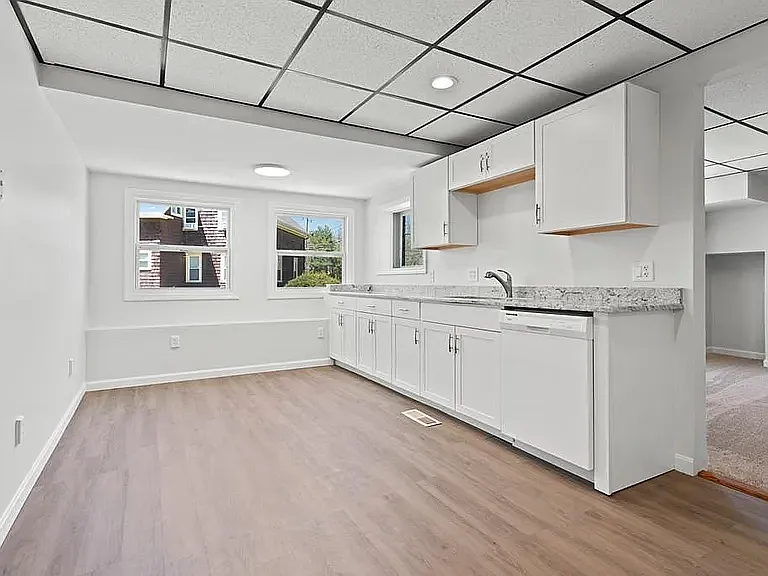 3 bed, 1250 sqft, $3,000 — Photo 1