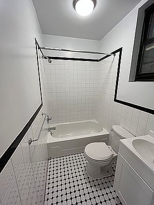 5th image of 18 Saint Marks Pl APT 5