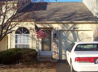 1646 Pebble Beach Cir, Elgin, IL 60123