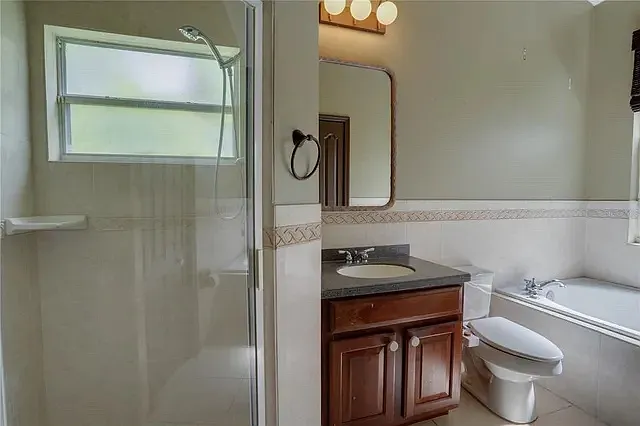 30 N Lawsona Blvd #30 — Photo 9