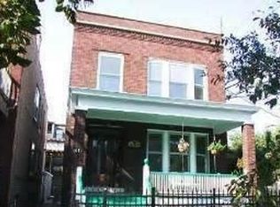 1614 W Roscoe St, Chicago, IL 60657