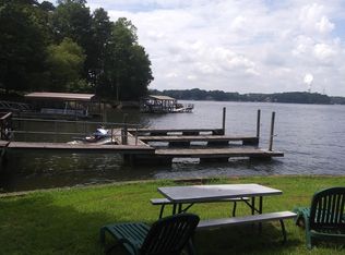 220 Paradise Penn Rd, Mooresville, NC 28117