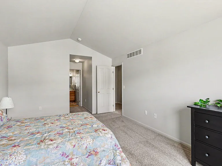 4324 Hampton Ridge Blvd — Photo 16