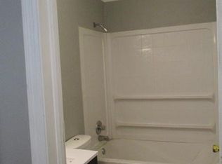 721 S 6th St #723, Terre Haute, IN 47807