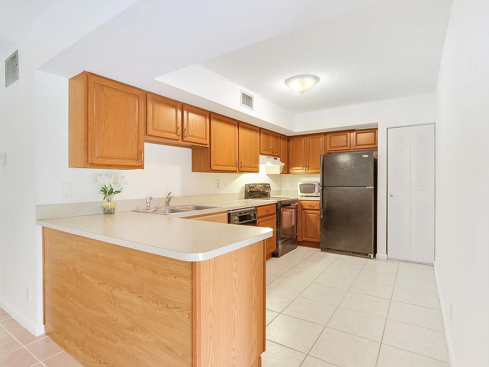 Home For Sale In Windwood