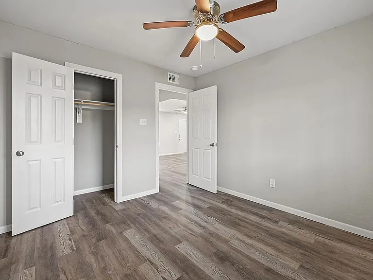 Heritage Grove Apartments — Photo 18
