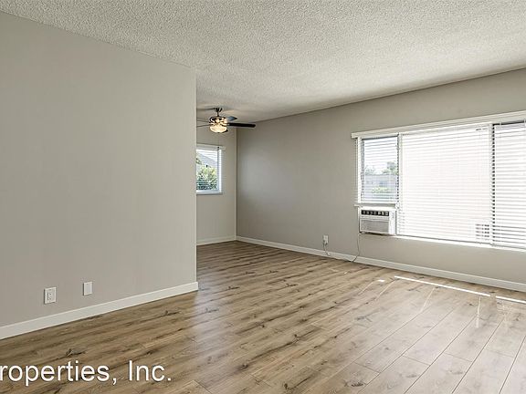 3rd image of 5917 Chula Vista Way #9
