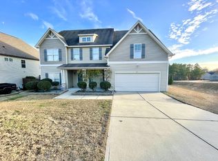 311 Highgrove Dr, Spring Lake, NC 28390