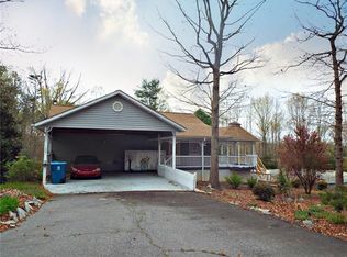 1527 24th St SW, Hickory, NC 28602