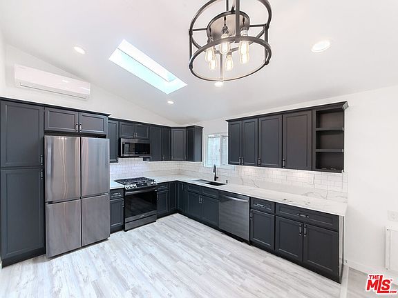 3rd image of 427 N Avenue 52