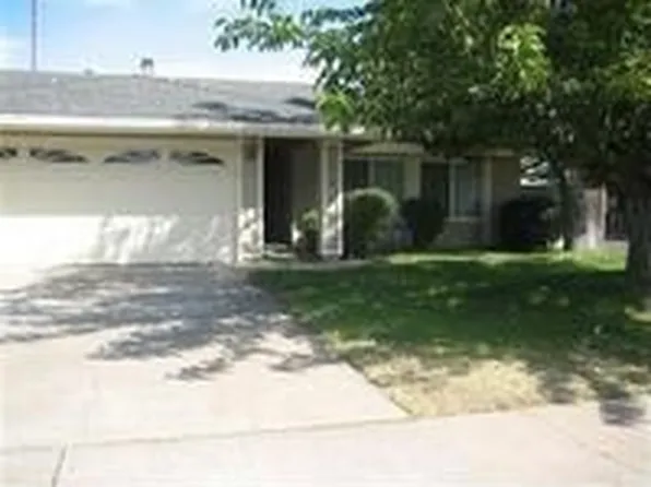 8021 Hartwick Way, Sacramento, CA 95828