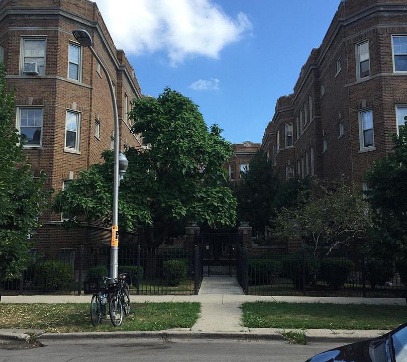 1st image of 828 W Sunnyside Ave #3E