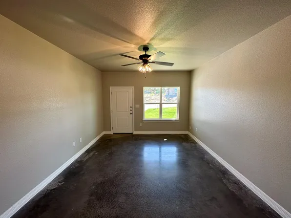 1300 Antelope Trl #A, Temple, TX 76504