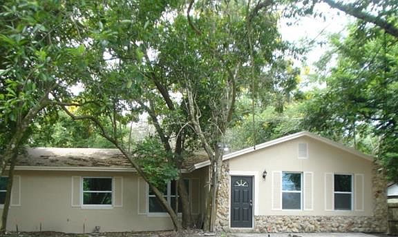 2nd image of 1219 Lake Lucerne Cir