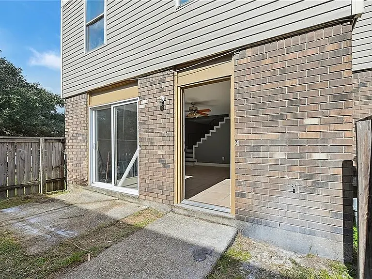 6859 Mayo Blvd #C — Photo 11