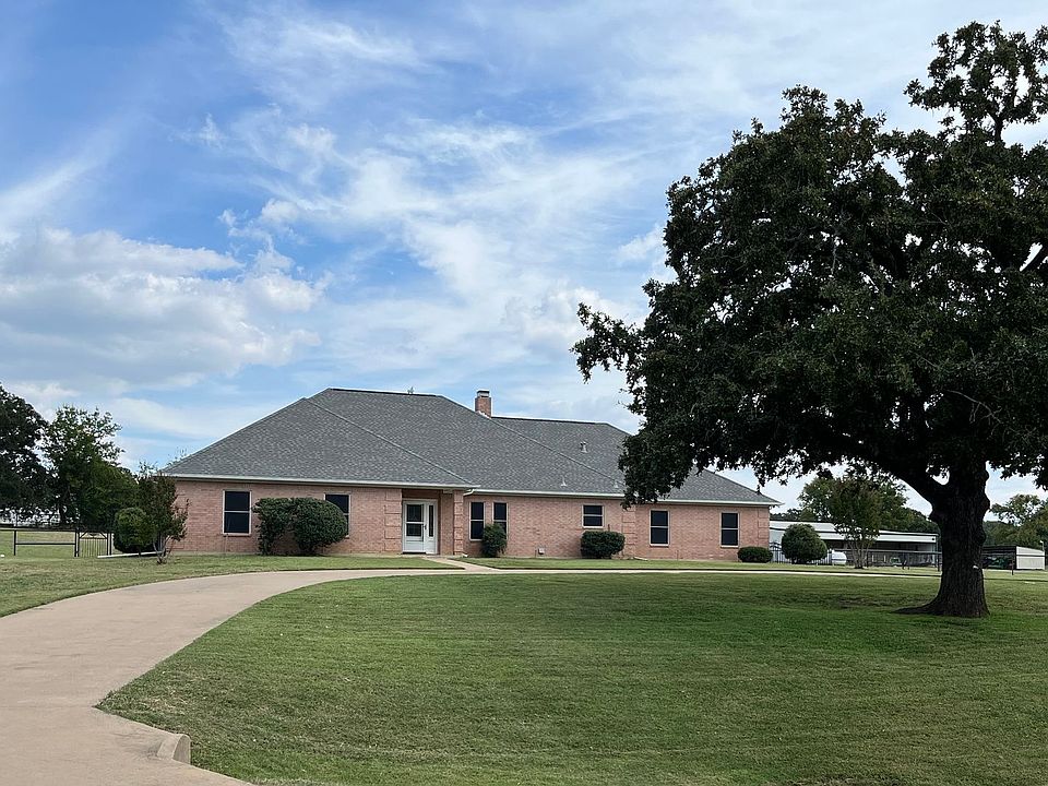 1st image of 4763 Red Oak Cir