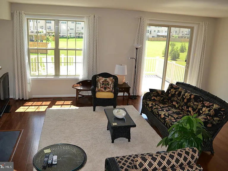6707 Pinchot Ln — Photo 8