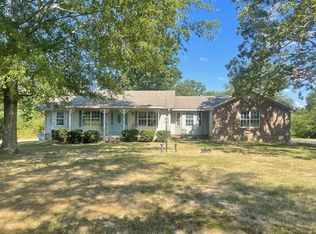 44 Owl Creek Dr, Michie, TN 38357