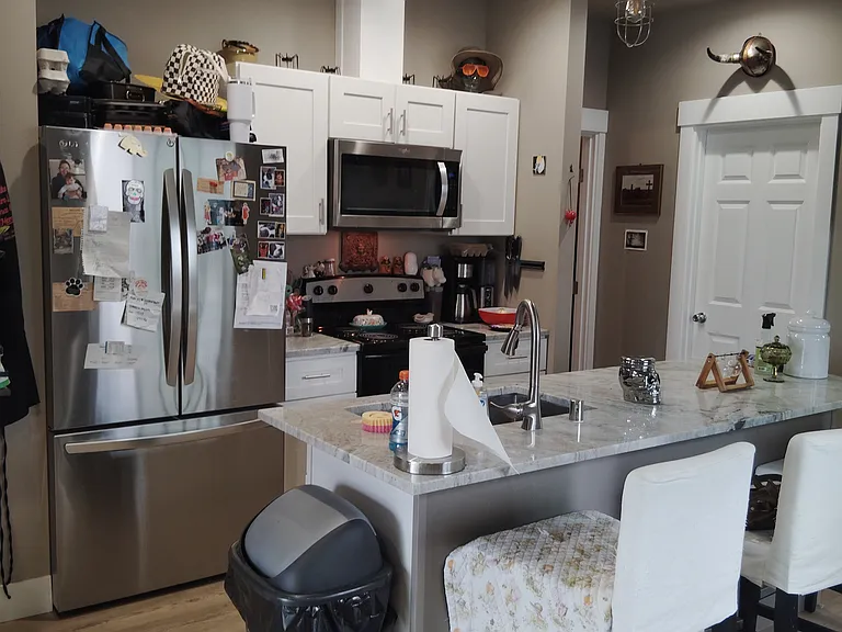 687 Sunset Ave NE #C — Photo 8