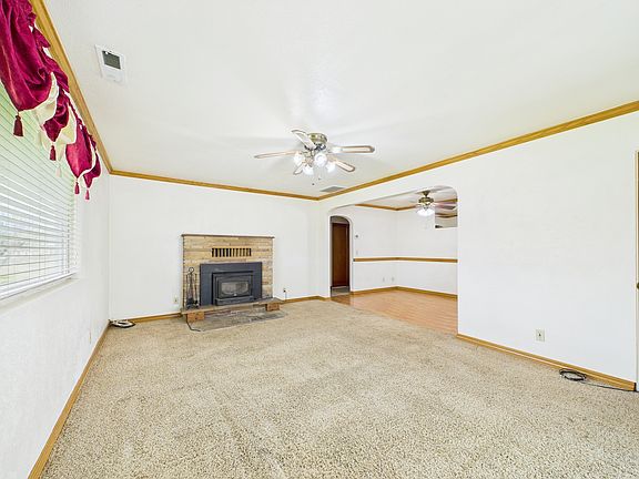 5th image of 1713 Sunset Dr